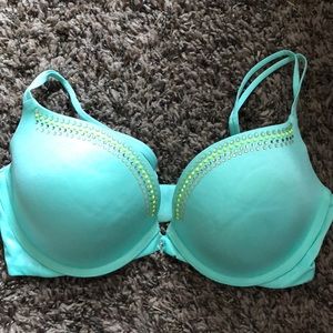 Victoria’s Secret Very Sexy Push-up